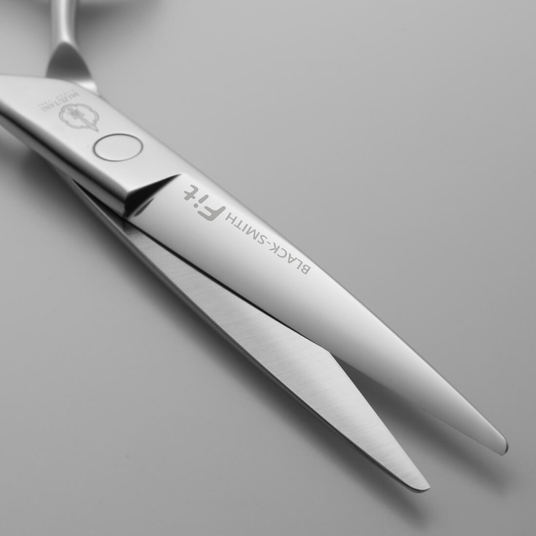 Fit | ミズタニシザーズ